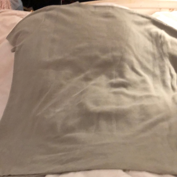 🎉 5/$25 Like New Zen Spirit Danskin Sage Sweater - Picture 8 of 11